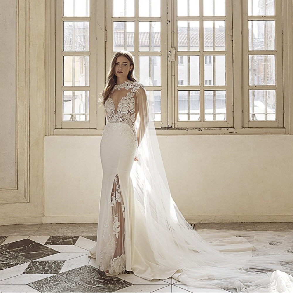 CAPRI SPOSA LA MOLE MANTELLA WEDDING DRESS (never worn or even tried on)💍👰